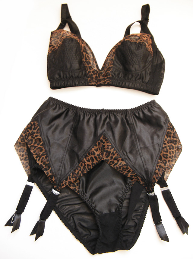 What Katie Did Eartha lingerie set