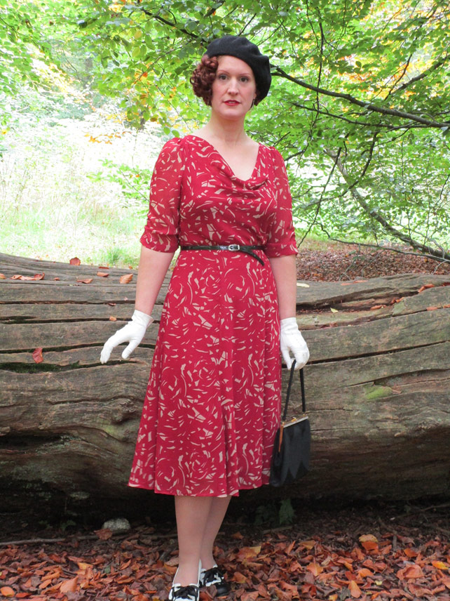 Autumnal 1930s Style Oxfam Dress 