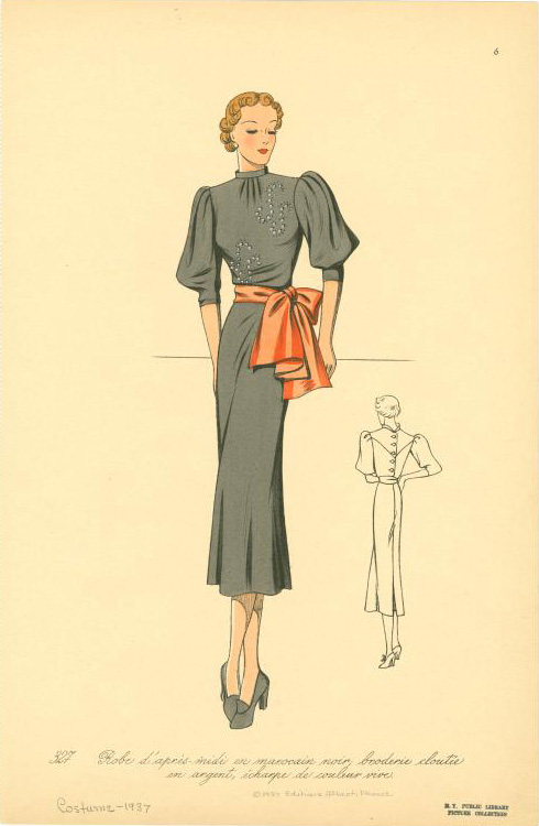 1937 bell sleeves