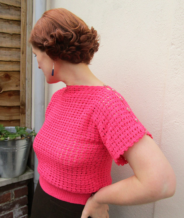 1930s pink crochet jumper