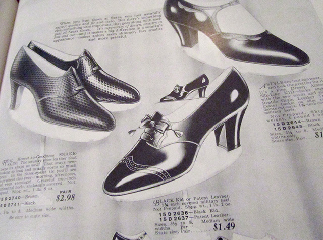 1930s women's Oxford shoes
