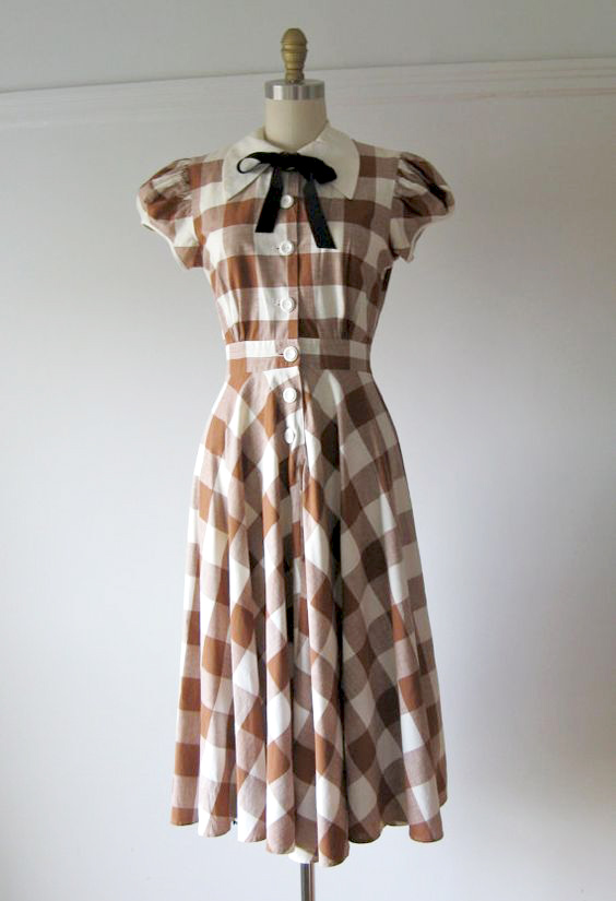 1930s gingham dress