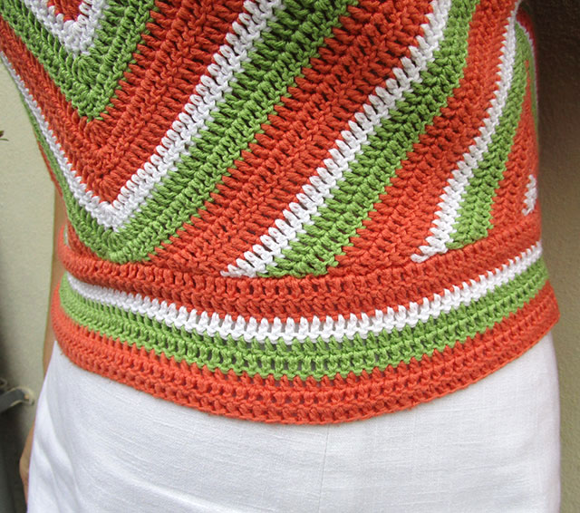 1940s chevron striped crochet jumper