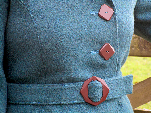 1930s coat buttons and buckle